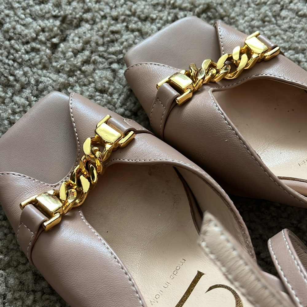 Gucci Tan Leather Open-Toe Chain Heel, worn - Picture 5 of 5